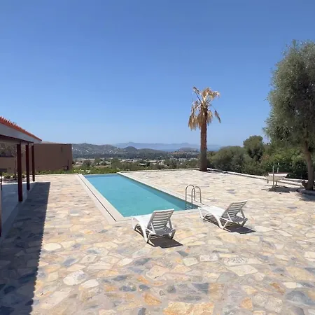 Guemuesluek Uemit Villa Bodrum