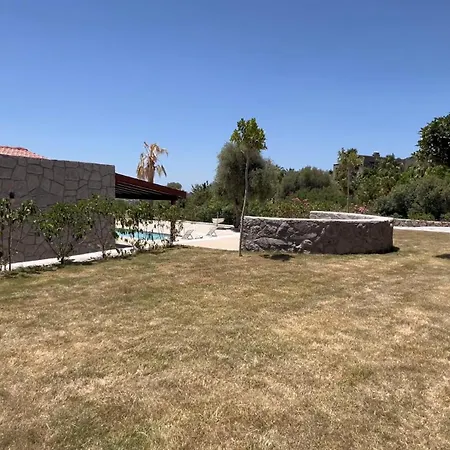 Guemuesluek Uemit Bodrum
